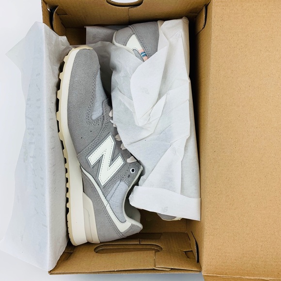 NEW BALANCE J.CREW Gray Suede 696 Sneakers Tennis - Picture 7 of 7